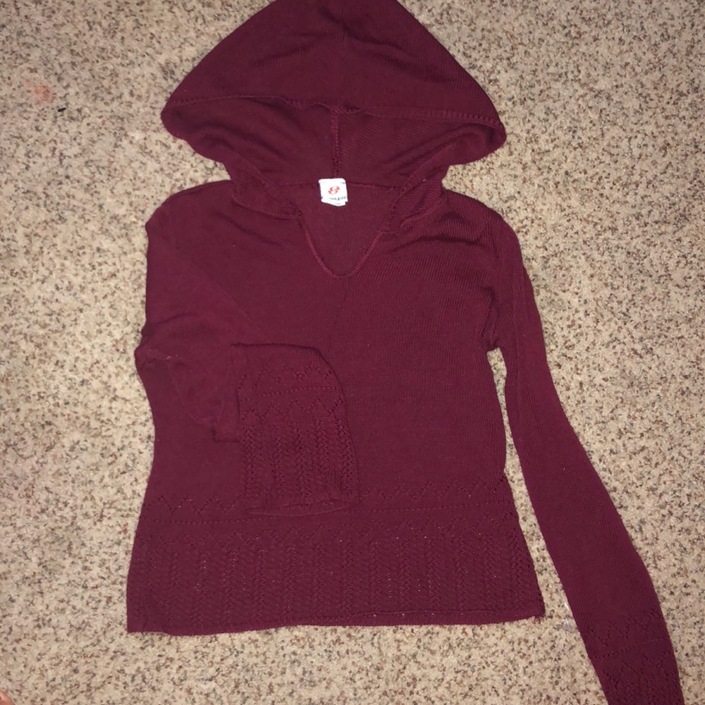 Maroon hooded top